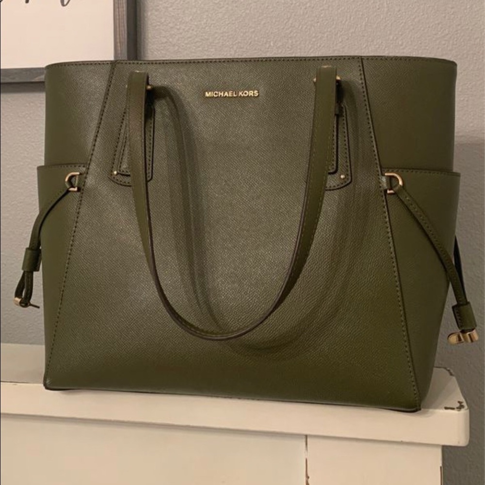 Michael Kors Authentic Bag Purse